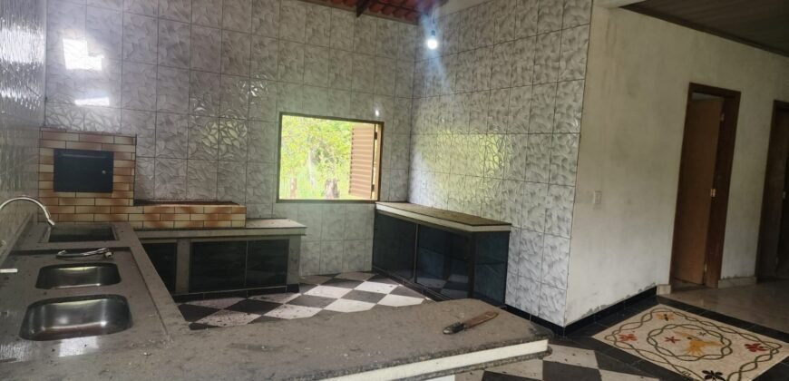 Casa – Rio – área 3,5ha – 9 km da Cachoeira Macaquinhos – Povoado Vereda – Alto Paraíso de Goiás