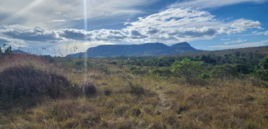 Chácara 5,30ha – Rio – Morro da Baleia – 13 km de Alto Paraíso de Goiás sentido São Jorge