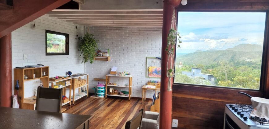 Vende-se Casa com Vista – Eldorado 1 – Alto Paraíso de Goiás