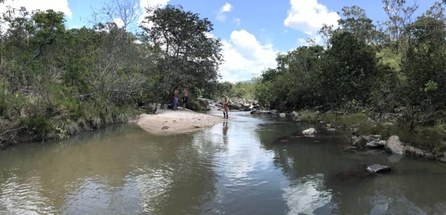 Chácara 4ha – acesso rio – 5 km de Teresinha – 15 km de Cavalcante – Chapada dos Veadeiros