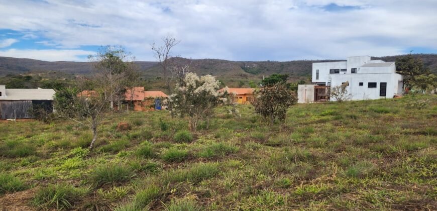 Lote 1.045 m2 – Condomínio Fechado Vale Azul – Alto Paraíso de Goiás