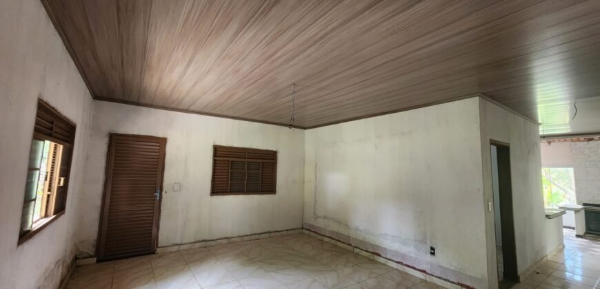 Casa – Rio – área 3,5ha – 9 km da Cachoeira Macaquinhos – Povoado Vereda – Alto Paraíso de Goiás