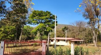 Fazenda 100ha- Rio – Casa Sede – 13km de Alto Paraíso e 1km de Terra