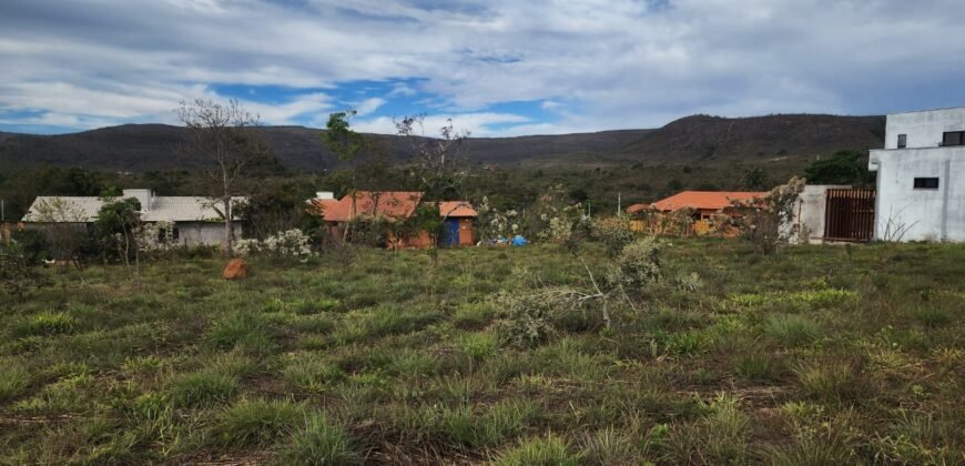 Lote 1.045 m2 – Condomínio Fechado Vale Azul – Alto Paraíso de Goiás