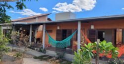 Maravilhosa Casa – pegada ecológica – 2,5km de Cavalcante/GO sentido Cachoeira Santa Barbara – Chapada dos Veadeiros