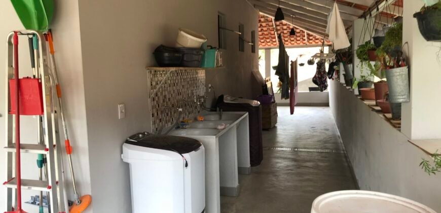 Fazenda  20 alqueires –  Cachoeira – Próximo a Cachoeira Poço Encantado – Casa Sede – Nascente – Piscina aquecida – Alto Paraíso de Goiás