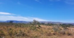 Vende-se Chácara 4ha – Acesso a Cachoeira Água Fria – Vista – 5km de Alto Paraíso de Goiás