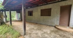 Casa – Rio – área 3,5ha – 9 km da Cachoeira Macaquinhos – Povoado Vereda – Alto Paraíso de Goiás