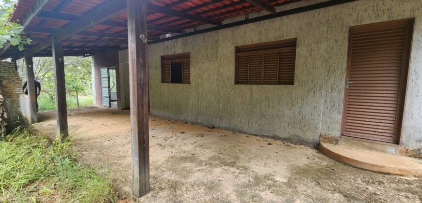Casa – Rio – área 3,5ha – 9 km da Cachoeira Macaquinhos – Povoado Vereda – Alto Paraíso de Goiás