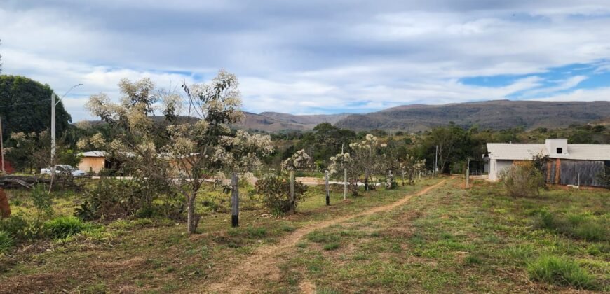 Lote 1.045 m2 – Condomínio Fechado Vale Azul – Alto Paraíso de Goiás