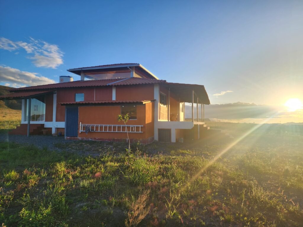 Chácara 8 ha – Porteira Fechada – Vale Verde – Sentido Pousada Inácia, Aldeia Multiétnica – Alto Paraíso de Goiás
