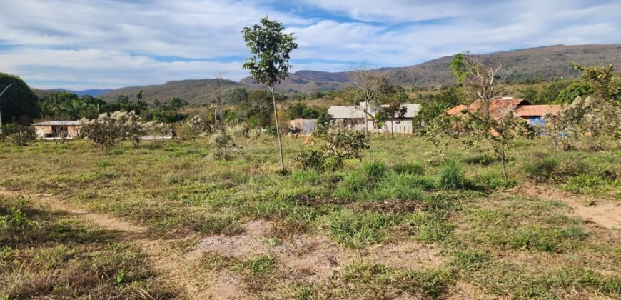 Lote 1.045 m2 – Condomínio Fechado Vale Azul – Alto Paraíso de Goiás