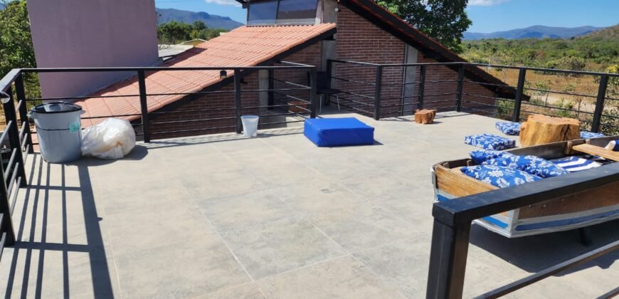 Maravilhosa Casa – pegada ecológica – 2,5km de Cavalcante/GO sentido Cachoeira Santa Barbara – Chapada dos Veadeiros