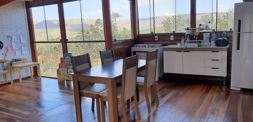 Vende-se Casa com Vista – Eldorado 1 – Alto Paraíso de Goiás