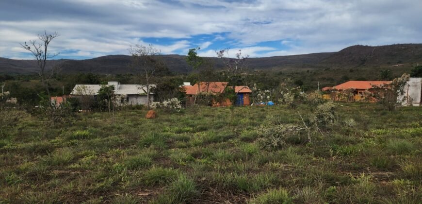 Lote 1.045 m2 – Condomínio Fechado Vale Azul – Alto Paraíso de Goiás