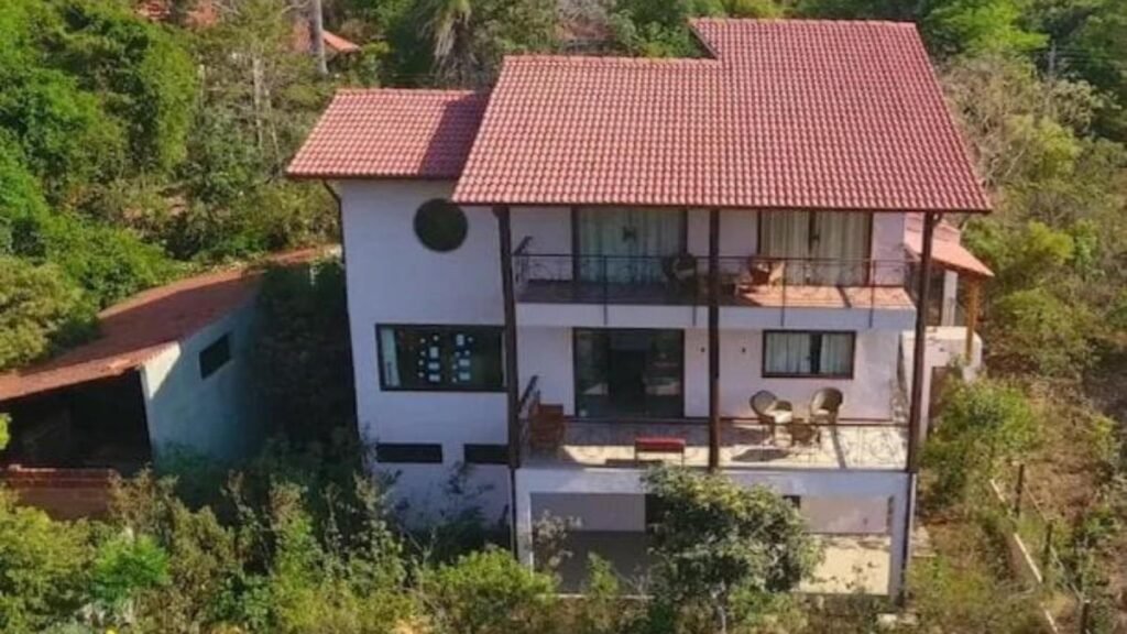 Maravilhosa Casa no Bairro Estância Paraíso – Alto Paraíso de Goiás – Chapada dos Veadeiros
