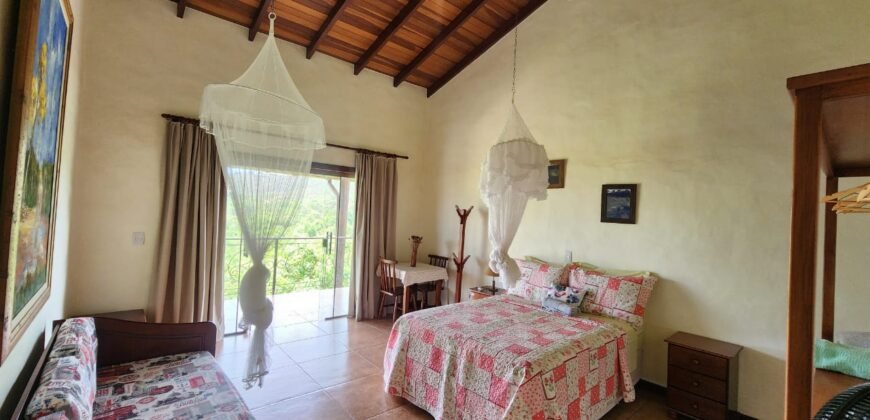 Maravilhosa Casa no Bairro Estância Paraíso – Alto Paraíso de Goiás – Chapada dos Veadeiros