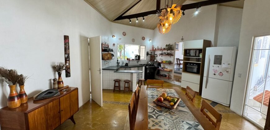 Vende-se Linda Casa – Estância Paraíso – Alto Paraíso de Goiás