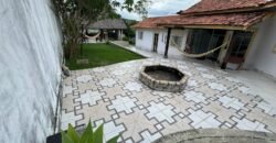 Vende-se Linda Casa – Estância Paraíso – Alto Paraíso de Goiás