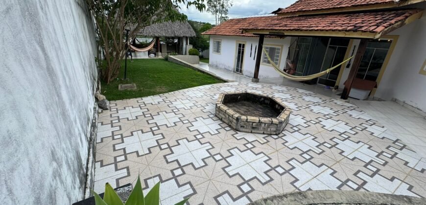 Vende-se Linda Casa – Estância Paraíso – Alto Paraíso de Goiás