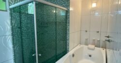 Casa com Três Pisos + Casa Menos + Depósito –  Vila Bandeira – Alto Paraíso de Goiás – Escriturada