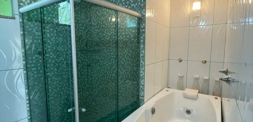 Casa com Três Pisos + Casa Menos + Depósito –  Vila Bandeira – Alto Paraíso de Goiás – Escriturada