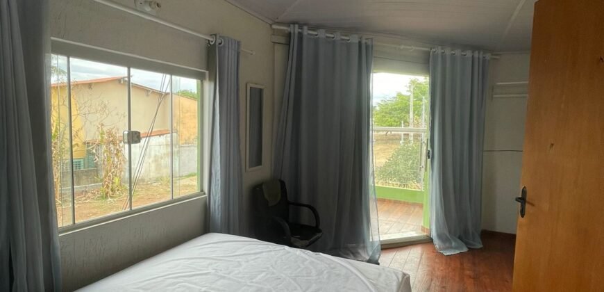 Casa com Três Pisos + Casa Menos + Depósito –  Vila Bandeira – Alto Paraíso de Goiás – Escriturada