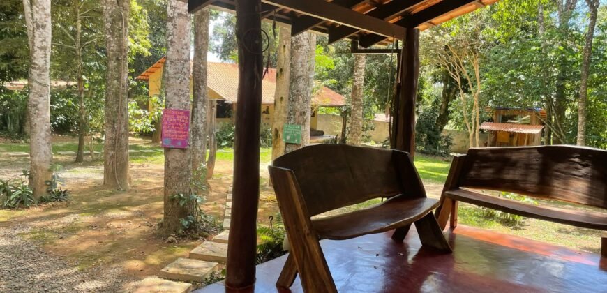 🏡 Propriedade para obter Renda e Moradia em Alto Paraíso – Centro – Chapada dos Veadeiros!