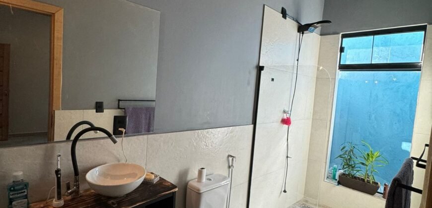 Excelente Oportunidade de Investimento! 3 Casas no Mesmo Lote – Ideal para Renda de Aluguel – Alto Paraíso de Goiás