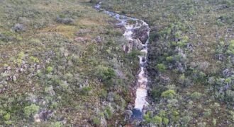Chácara 4 ha – Riacho – 23 km de Alto Paraíso – Chapada dos Veadeiros