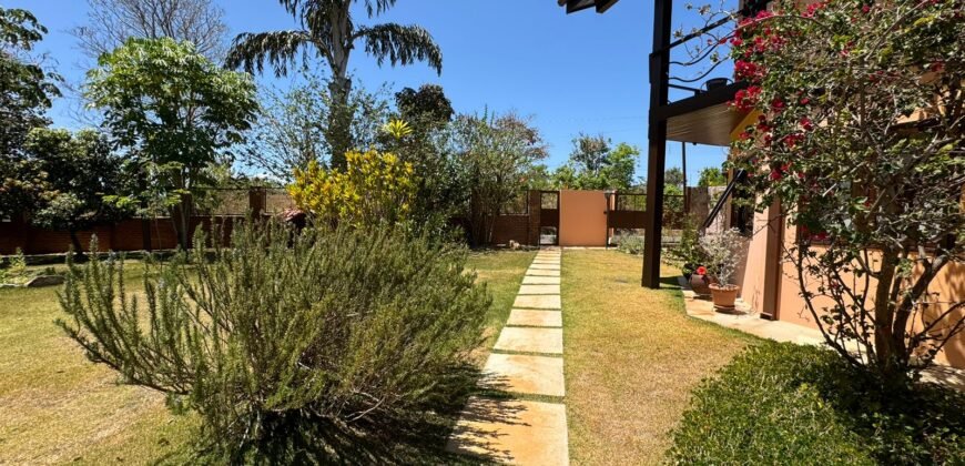 Casa + Chalé – 1.308m2 – Estância Paraíso – Alto Paraíso de Goiás