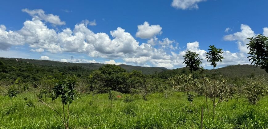 Lote 2.000m2 Condomínio ASHIYANA, Eco Village, 2km sentido Loquinhas – Chapada dos Veadeiros