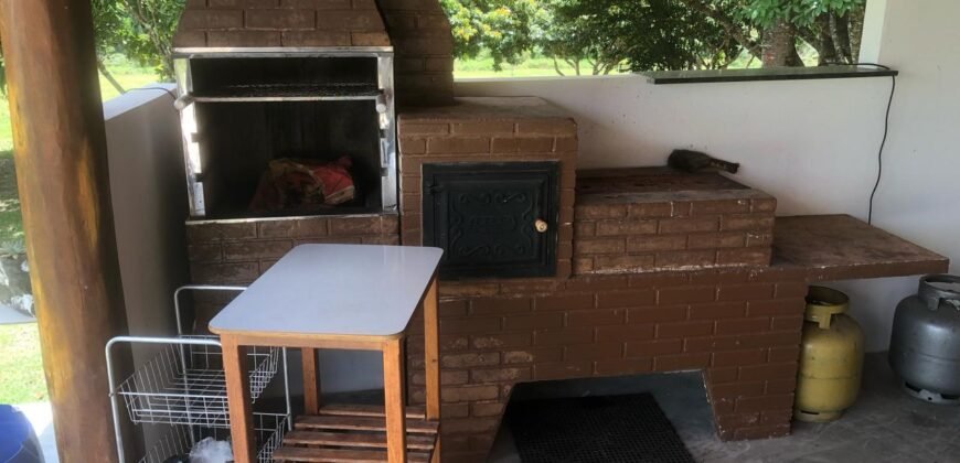 Belissima propriedade – Negócio em funcionamento – 12.3ha – Próximo da Serra da Boa Vista – Alto Paraíso