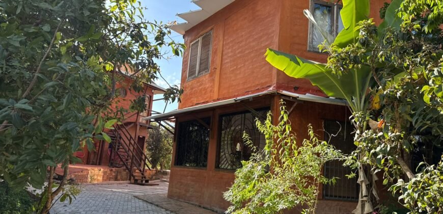 Sobrado + 4 apartamentos – Eldorado – Alto Paraíso de Goiás