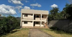 VENDE-SE PRÉDIO COM DUAS CASAS – ÓTIMA OPORTUNIDADE EM ALTO PARAÍSO
