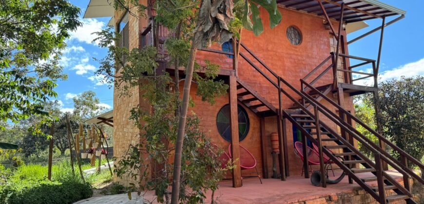 Sobrado + 4 apartamentos – Eldorado – Alto Paraíso de Goiás