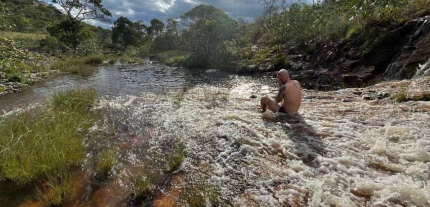 Chácara com Vista Permanente, acesso ao Rio e Conforto na Chapada! 4.7ha