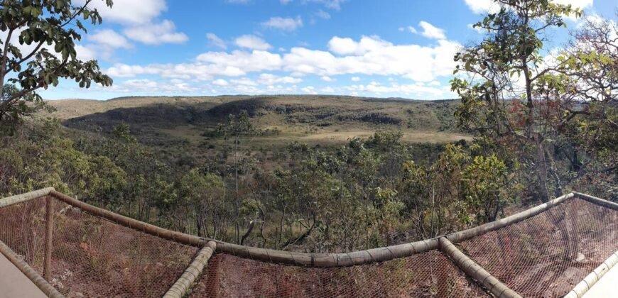 Chácara com Vista Permanente, acesso ao Rio e Conforto na Chapada! 4.7ha