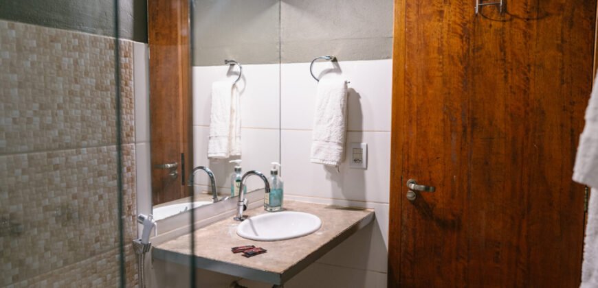 Propriedade – 2 Casas – Rio da Lua – 2 km de São Jorge