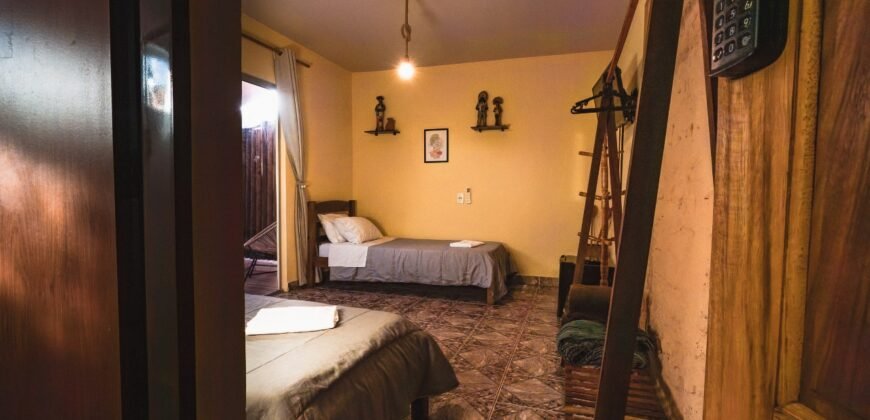 Pousada – 6 Suítes, Porteira Fechada, Região Central, Alto Paraíso de Goiás