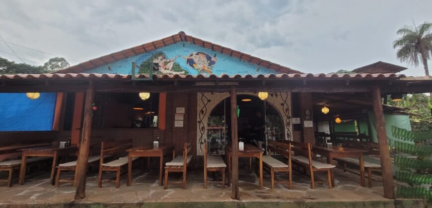 Vende-se Prédio Comercial – 2.300m2 em Localização Privilegiada – Alto Paraíso de Goiás