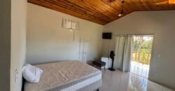 Vende-se Prédio Comercial – 2.300m2 em Localização Privilegiada – Alto Paraíso de Goiás
