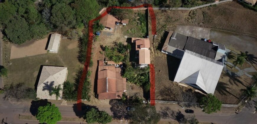 Vende-se Prédio Comercial – 2.300m2 em Localização Privilegiada – Alto Paraíso de Goiás