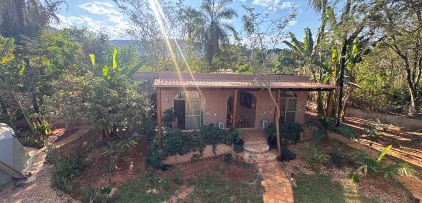 Linda Casa – Povoado do Moinho – Próximo Cachoeira Anjos e Arcanjos – Chapada dos Veadeiros
