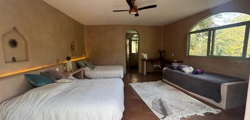 Linda Casa – Povoado do Moinho – Próximo Cachoeira Anjos e Arcanjos – Chapada dos Veadeiros