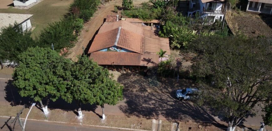 Vende-se Prédio Comercial – 2.300m2 em Localização Privilegiada – Alto Paraíso de Goiás