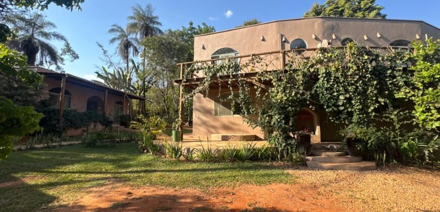 Linda Casa – Povoado do Moinho – Próximo Cachoeira Anjos e Arcanjos – Chapada dos Veadeiros