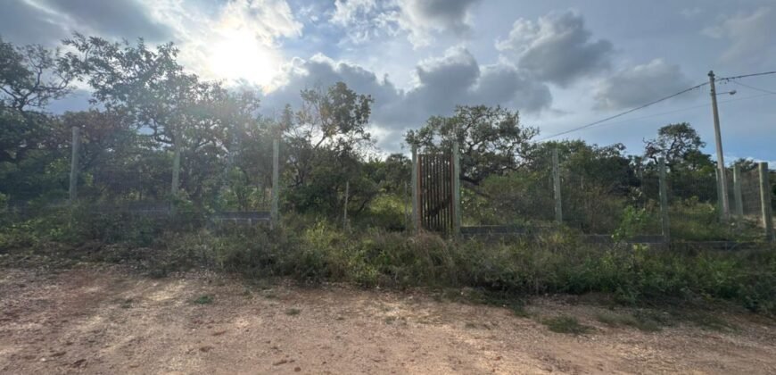 Vende -se Lote