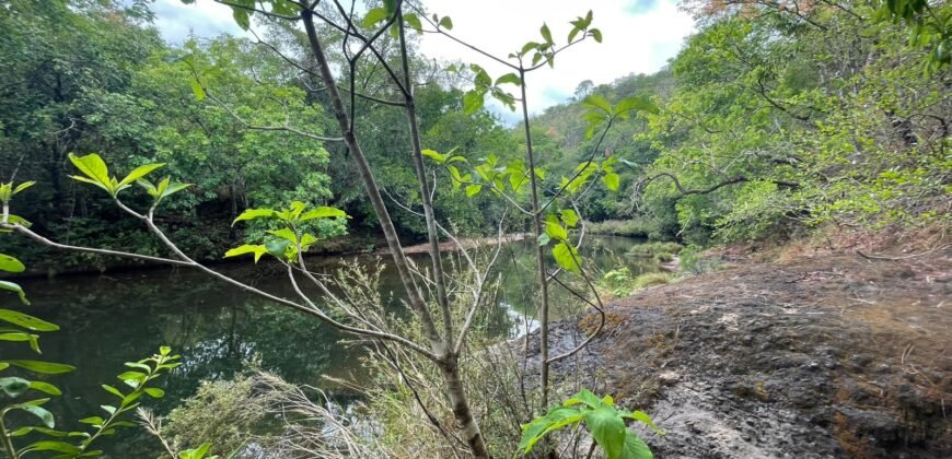 Chalé 2 km de Colinas do Sul sentido São Jorge