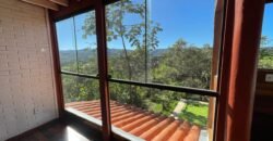 Vende-se Linda Casa com Maravilhosa Vista em Alto Paraíso de Goiás